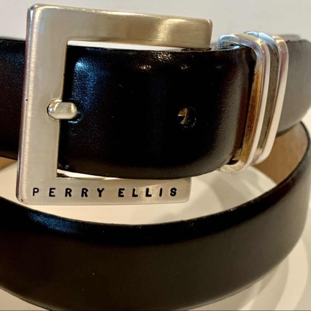 NWOT‎ Perry Ellis Black Leather Belt M